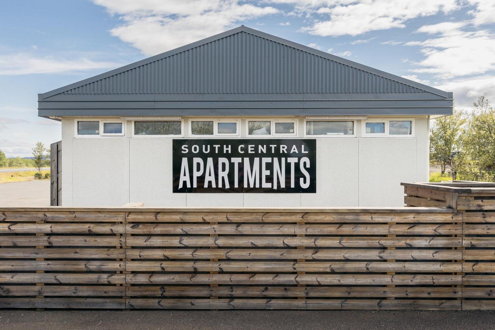 South Central Apartments Brautarholt エクステリア 写真