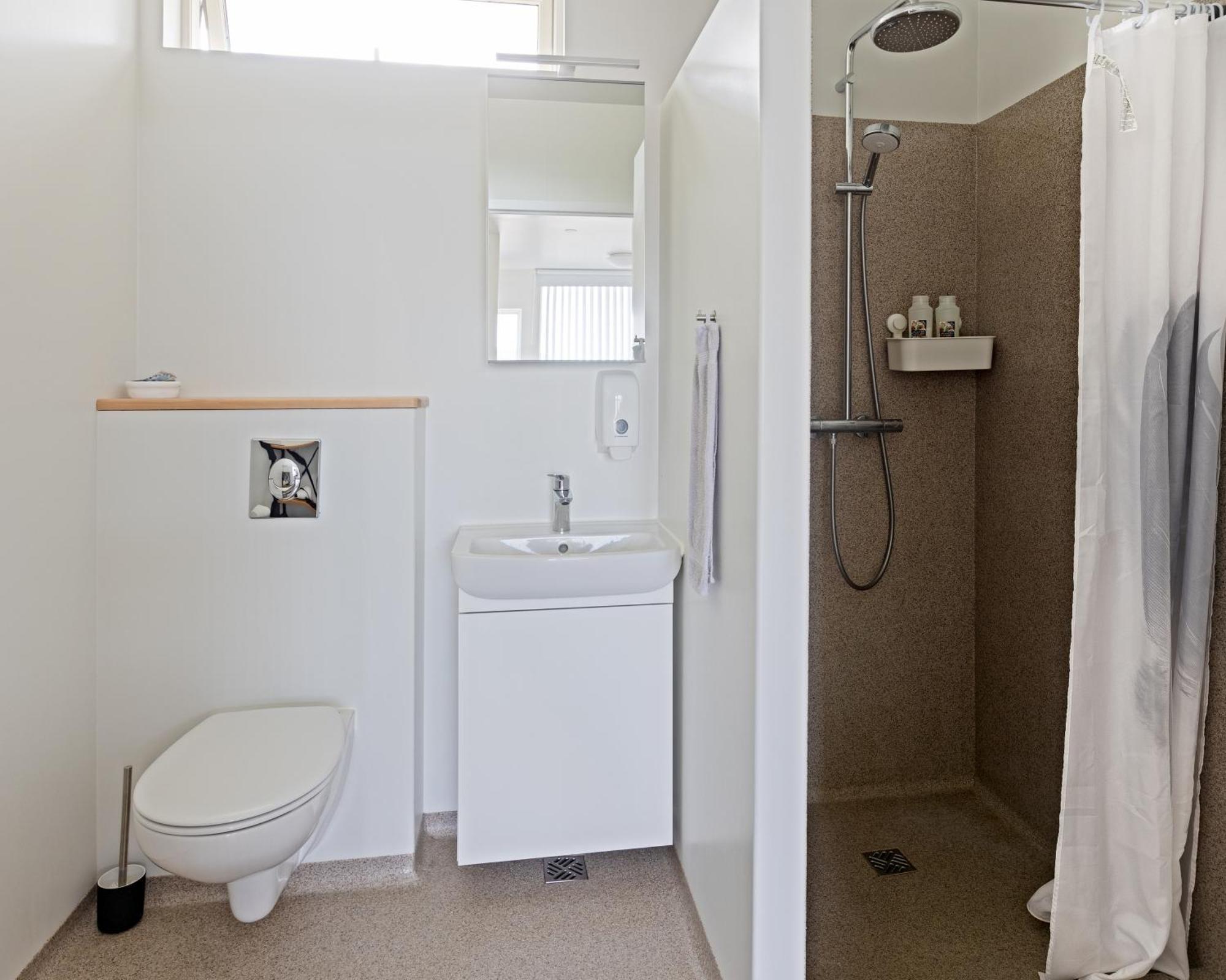 South Central Apartments Brautarholt エクステリア 写真