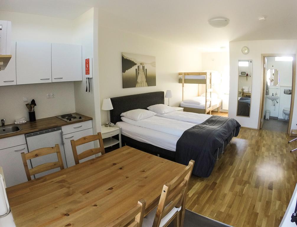 South Central Apartments Brautarholt エクステリア 写真