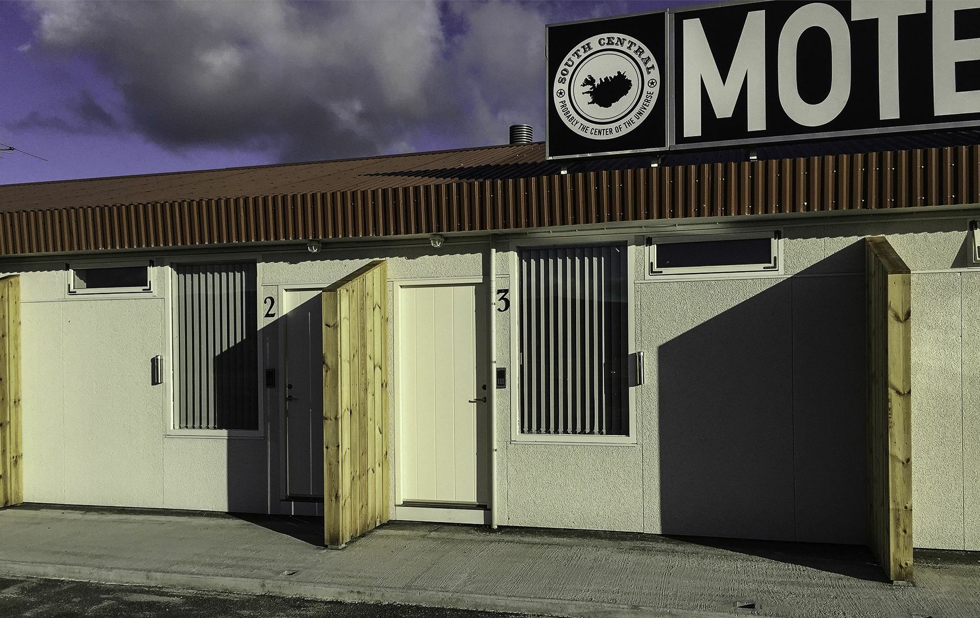South Central Apartments Brautarholt エクステリア 写真